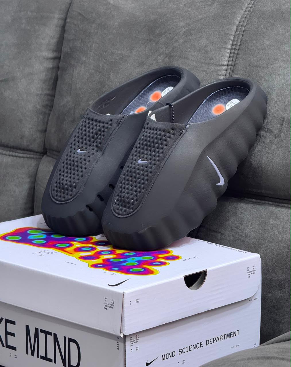 Nike Mind 001